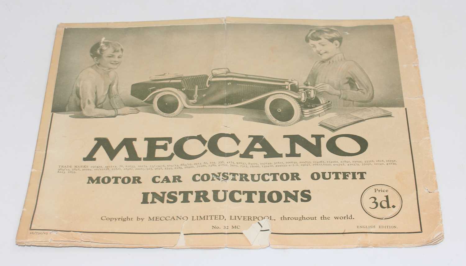 Meccano 1932 first issue motor car construction outfit, instructions no. 32 MC, original 2 fold