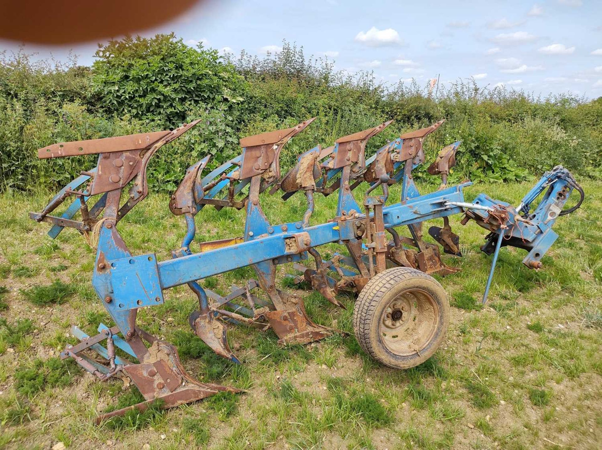 4 Furrow Rabe Reversible Plough - Image 3 of 4