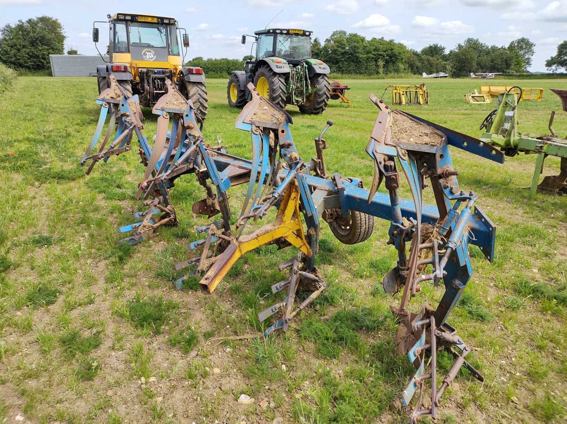 4 Furrow Rabe Reversible Plough - Image 4 of 4