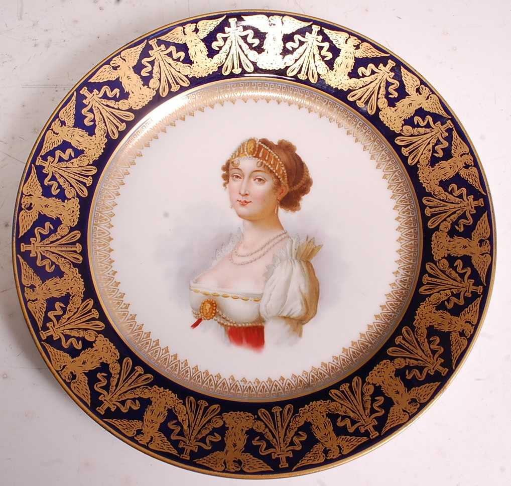 A pair of 19th century French porcelain portrait cabinet plates, the cobalt blue rims heavily gilt - Image 3 of 5