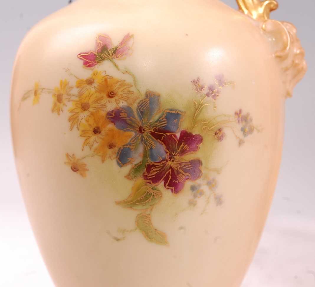 A pair of Edwardian Royal Worcester porcelain pedestal ewers, hand-painted floral decoration on a - Image 9 of 17