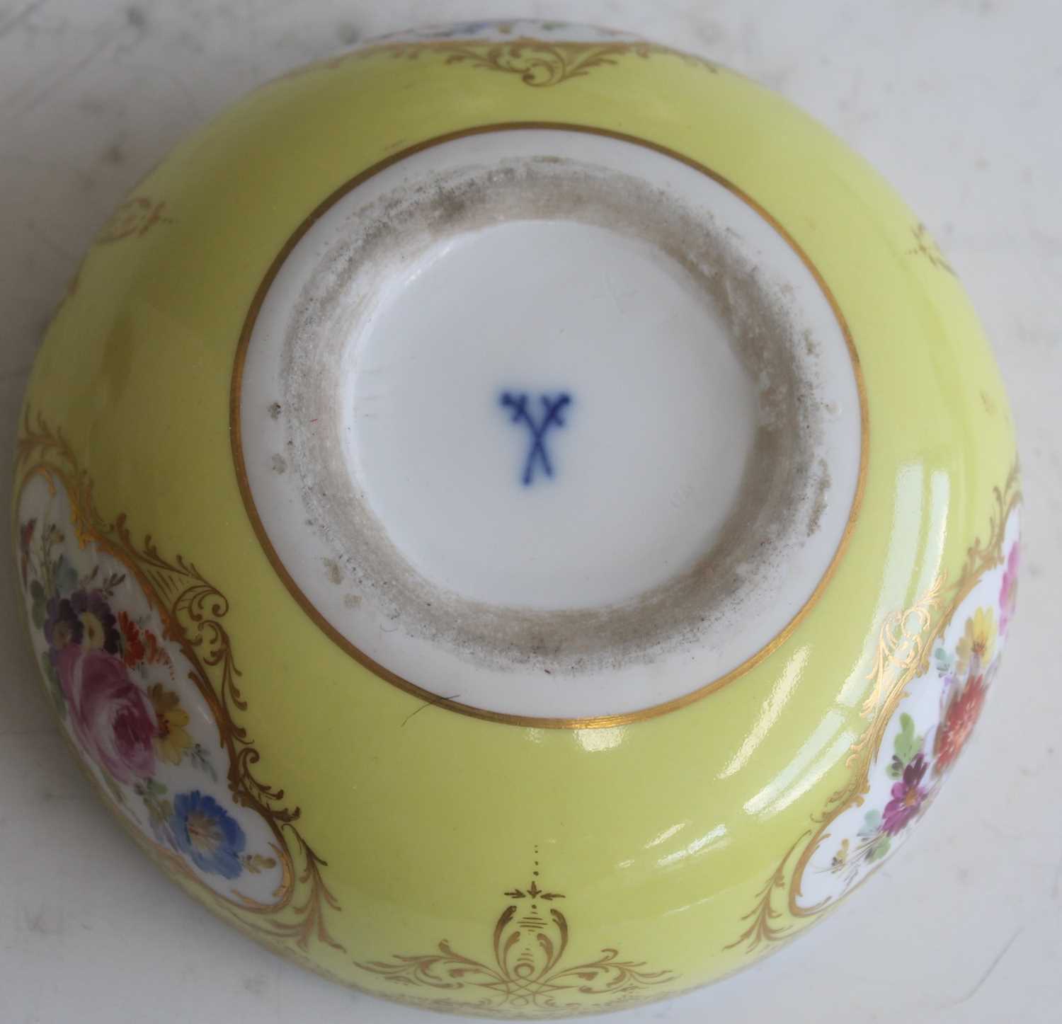 A late 19th century Meissen porcelain vanity pot and cover, the yellow ground richly decorated in - Image 7 of 10