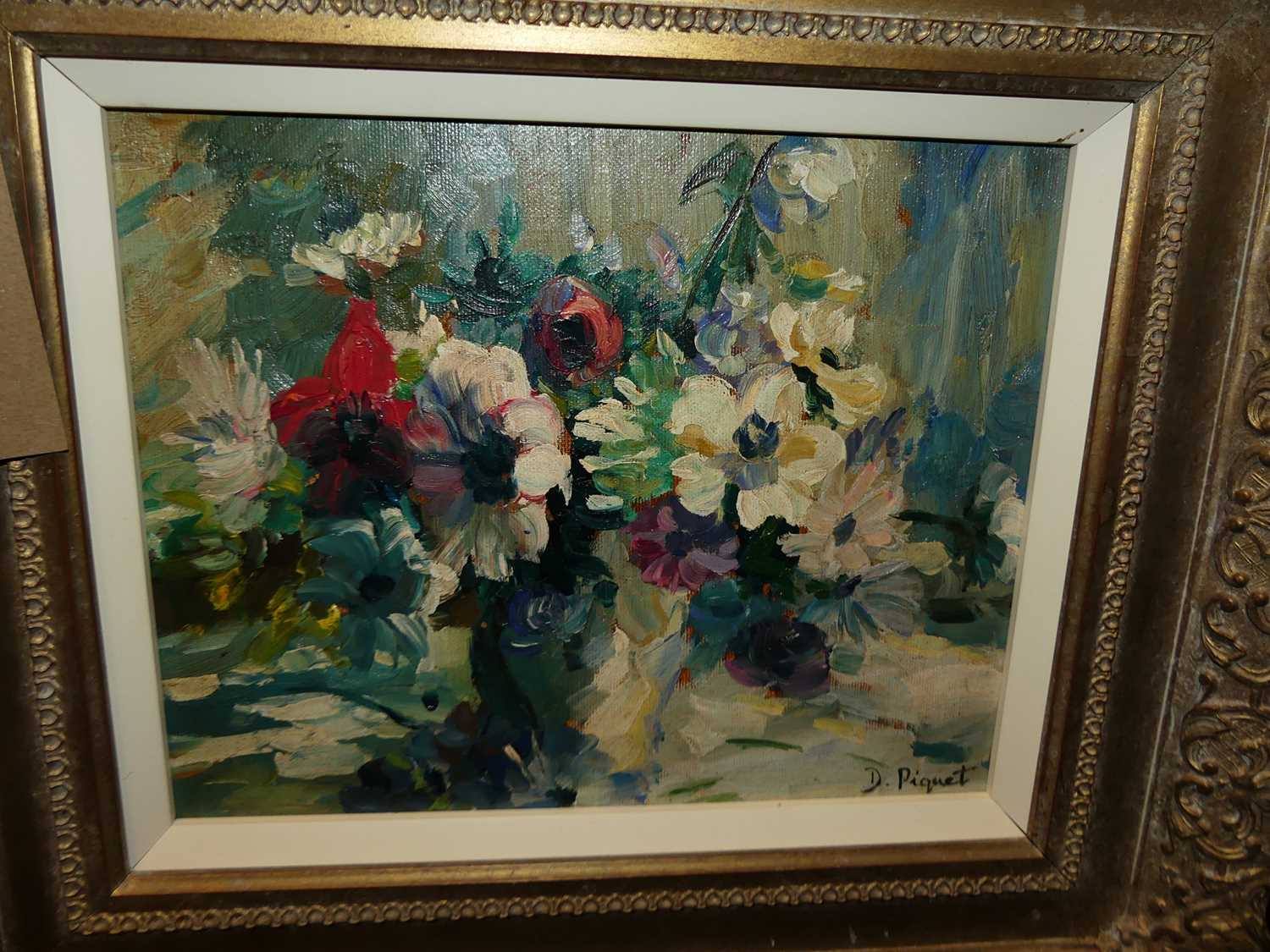 Dorothee Piquet - still life with flowers in a vase, oil on canvas, signed lower right 20x25cm - Image 2 of 4