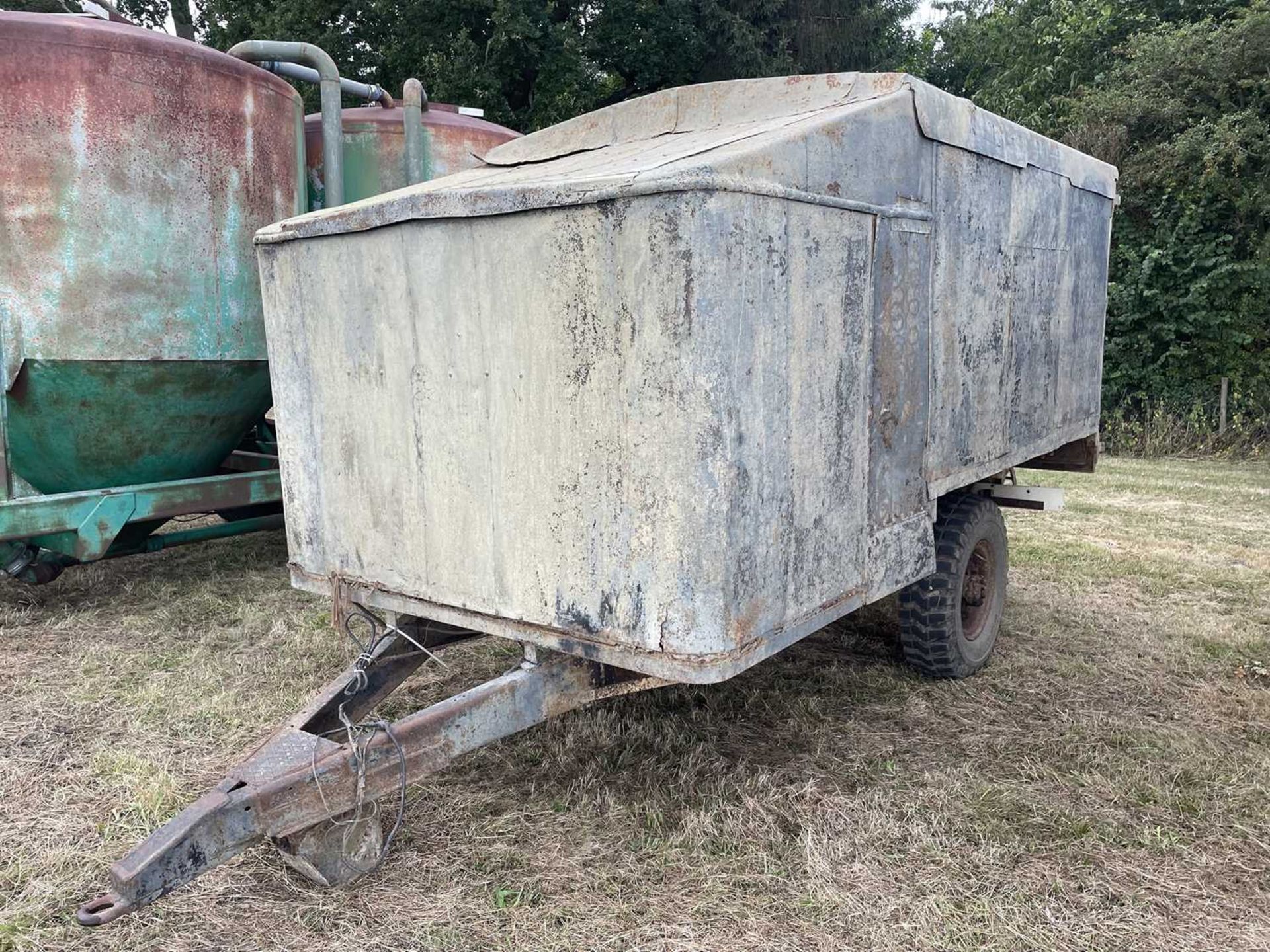 2 x Old Shoot Trailers - Image 2 of 5