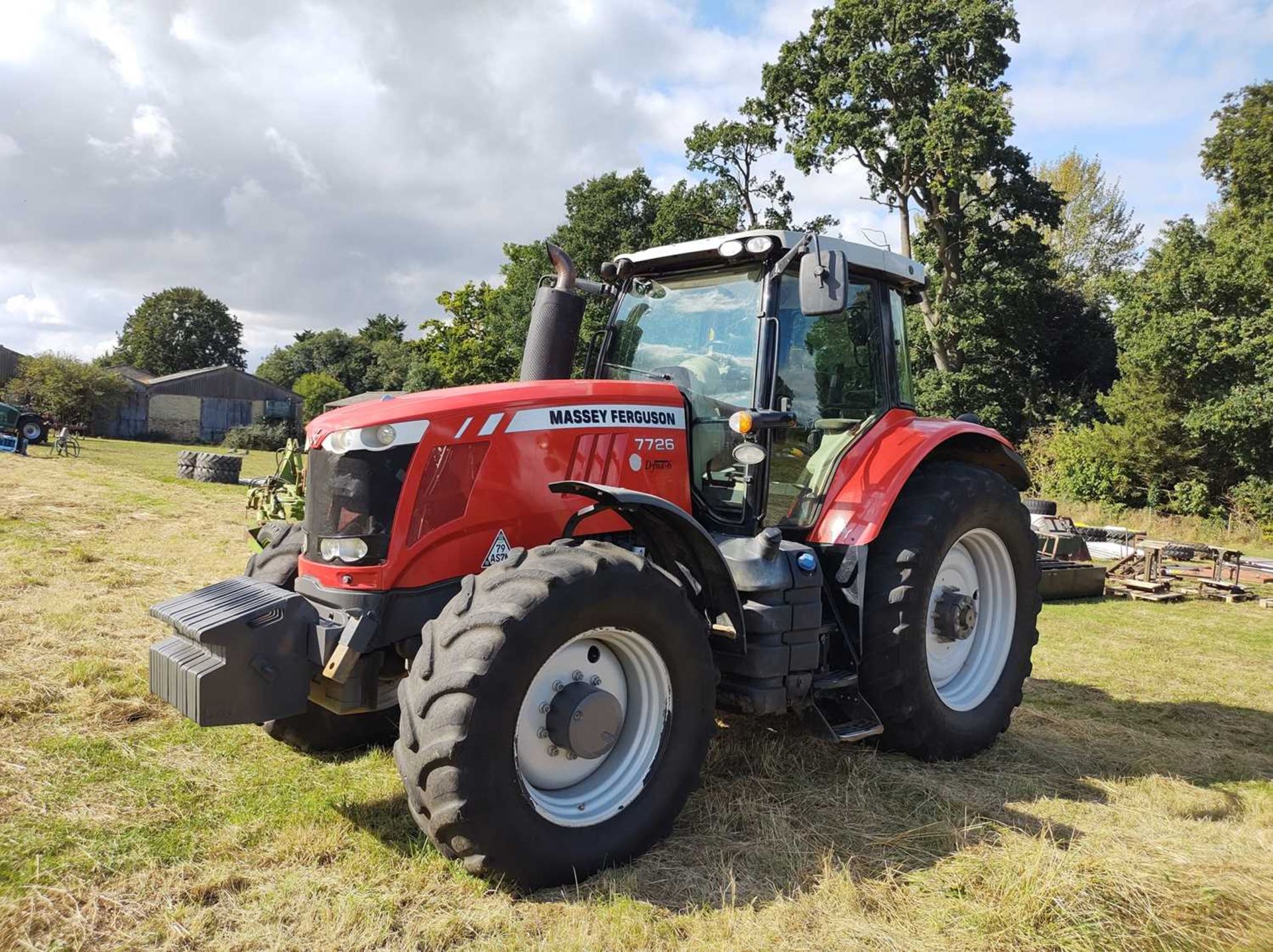 2018 Massey Ferguson 7726 Dyna 6 Approx. 4,250 Hrs 480/70 R30 620/70 R42 Tyres - Image 4 of 8
