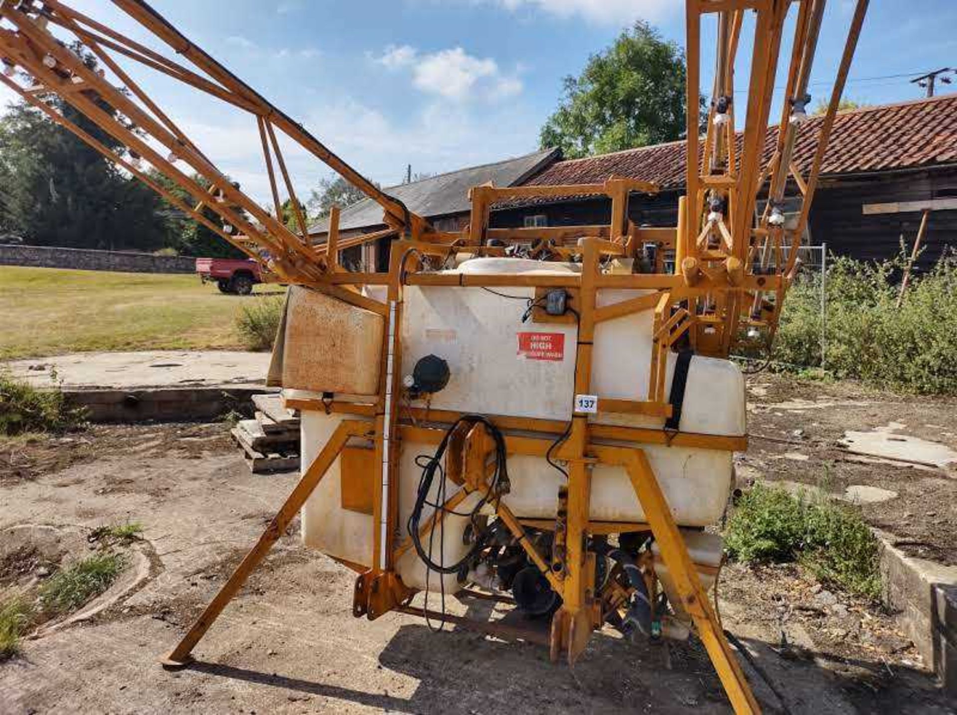 Tractor Mounted Knight 12m Sprayer (1995)