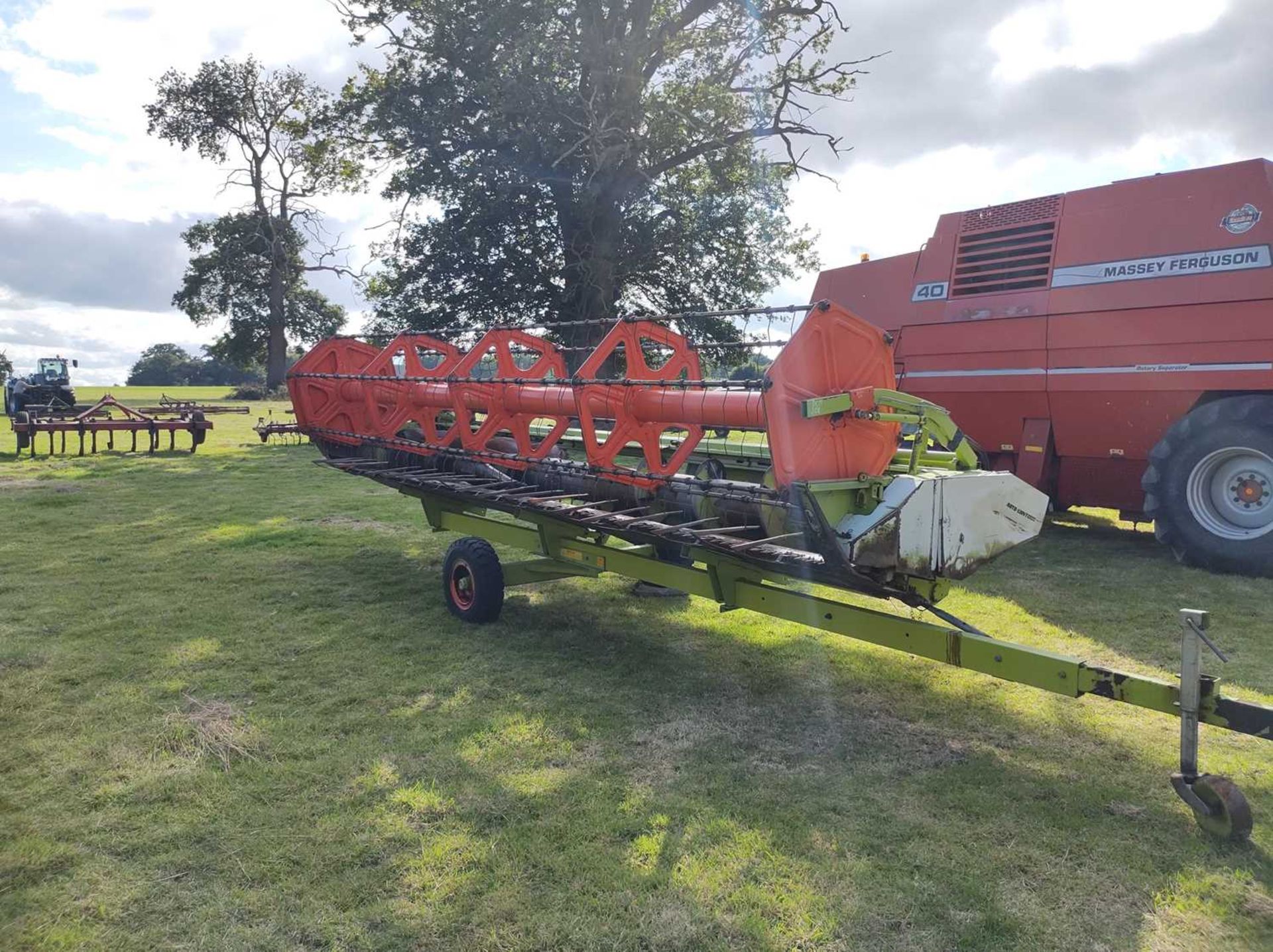 1995 Claas Mega 208 Combine Harvester with 6m Contour Header 3,482 Hrs - Image 8 of 10