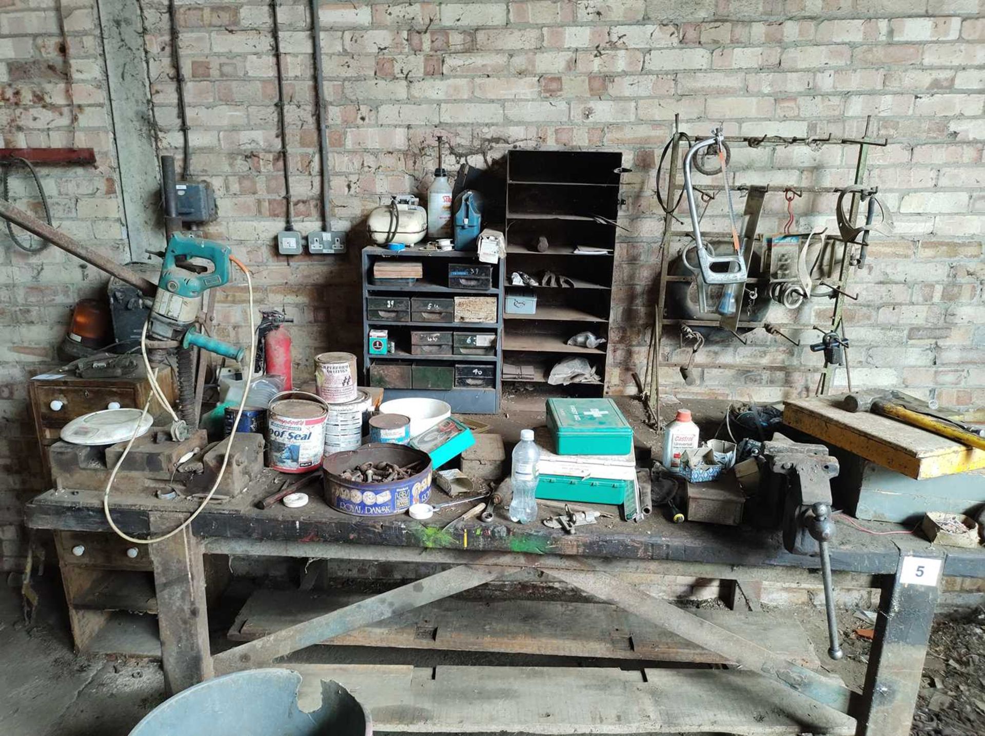 Workbench with Vice & Guillotine