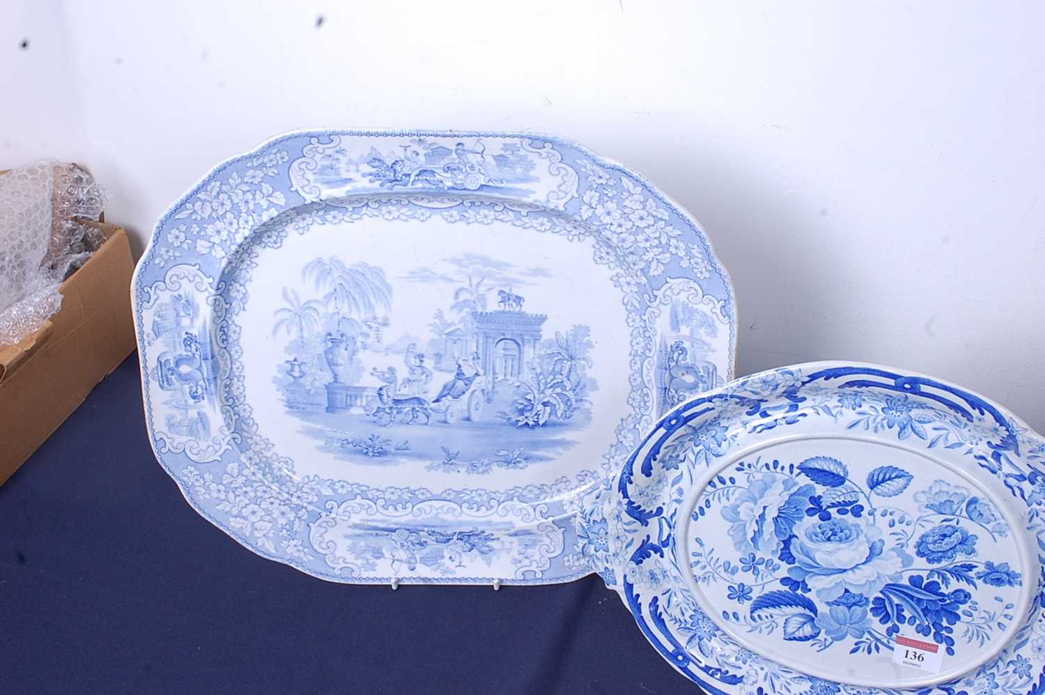 A Victorian blue and white printed meat plate by J&MP Bell & Co of Glasgow, decorated with an - Image 3 of 3