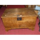 An early 19th century small provincial elm hinge top blanket chest (top currently lacking hinges and