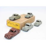 Dinky Toys No.39c Lincoln Zephyr Coupe Trade box complete with inner dividers, together with 5