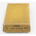 Dinky Toys 40h Austin Taxi empty original Trade box (lid with damage).