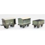 1912 Carette MR cattle truck roof repainted (G-VG) with a 1912 MR open goods wagon (AV) and a 1913