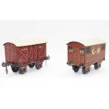 1912 Carette GNR goods van (VG) with a 1913 GNR 20 tons goods brake van (VG)