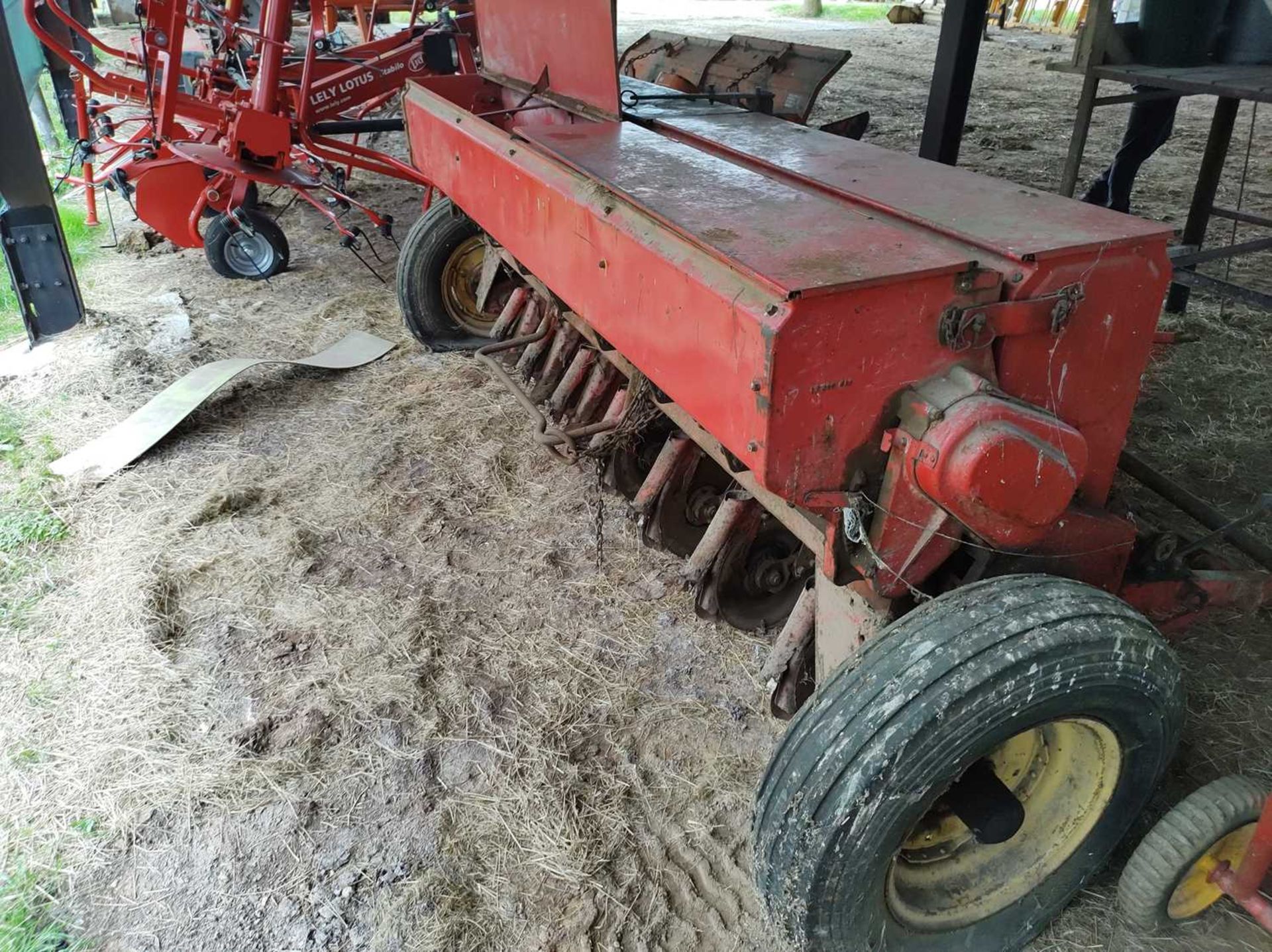 Massey Ferguson 34 Drill - Image 4 of 4