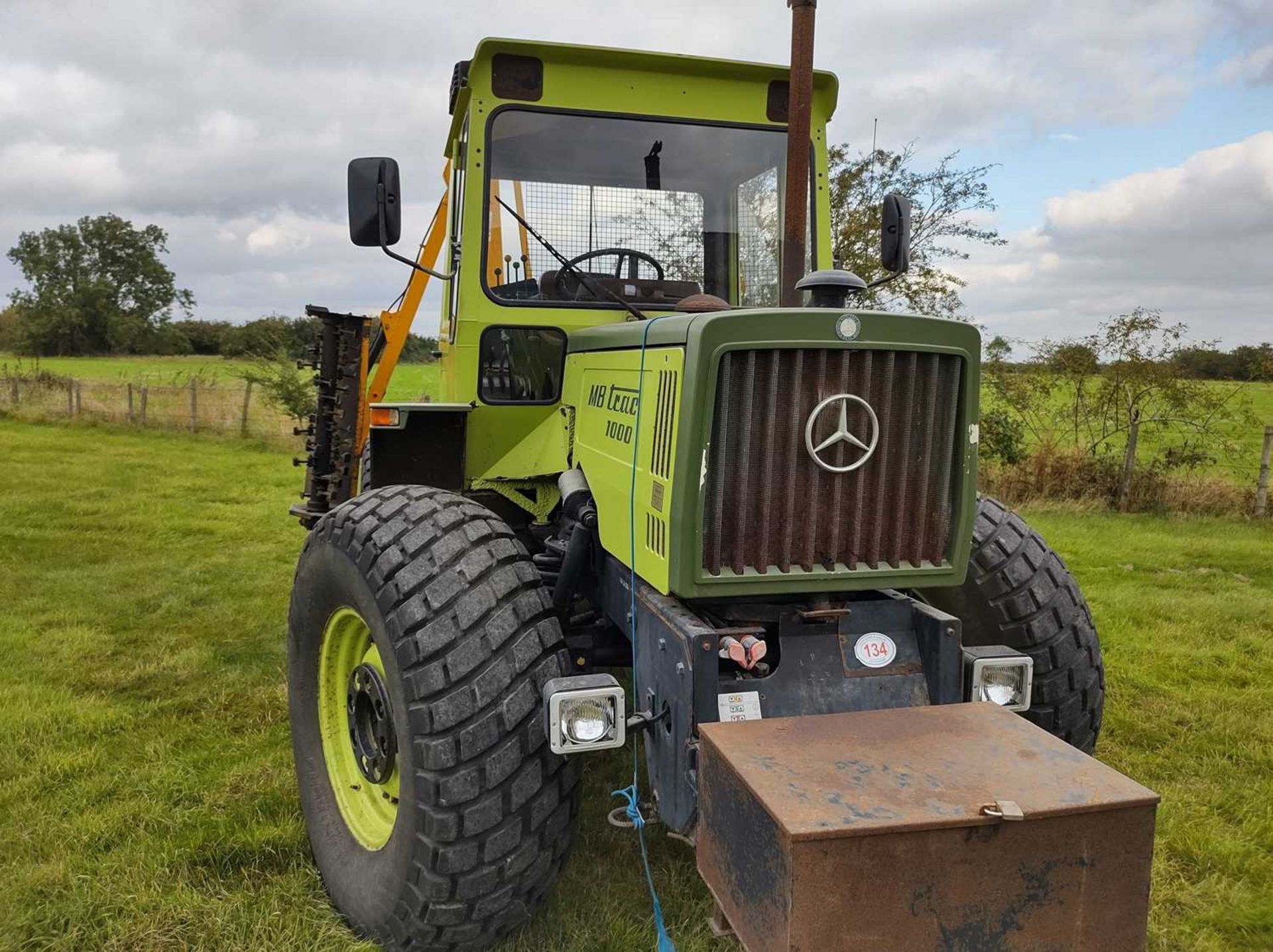 Mercedes MB Trac 1000. Tractor Reg: B237 MBJ. 1455.37 Hours. Unrestored. One lady owner bought - Image 8 of 10