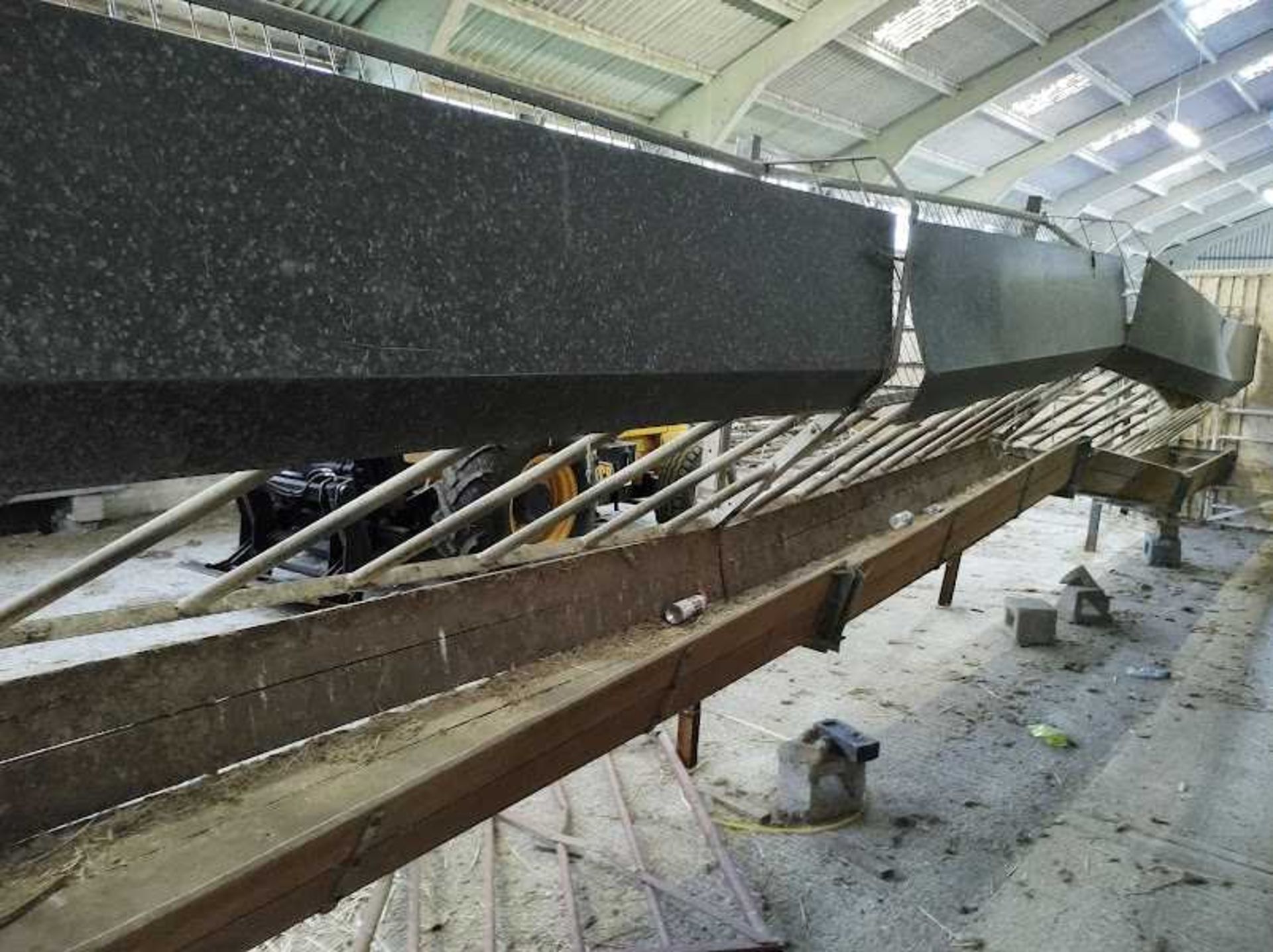 Qty of Cattle Racking with Wooden Troughs