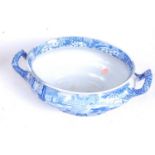 A Spode blue and white transfer decorated tureen, in the Blue Italian pattern, w.39cmCondition