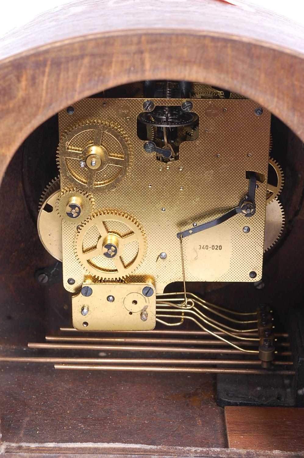 A 1930s oak cased mantel clock, the eight day movement with chimes, the silvered chapter ring - Image 4 of 5