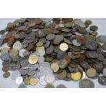 Great Britain and the World, a large collection of miscellaneous coins, to include Victorian and