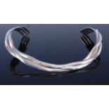 A contemporary Haviland silver necklet formed from three interwoven bands, 43g, boxed