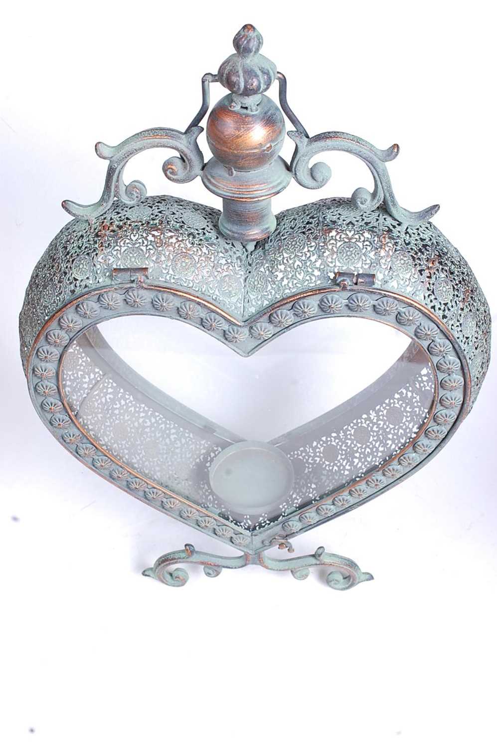 A pair of modern copper-effect heart shaped lanterns, each h.52cm - Image 3 of 3