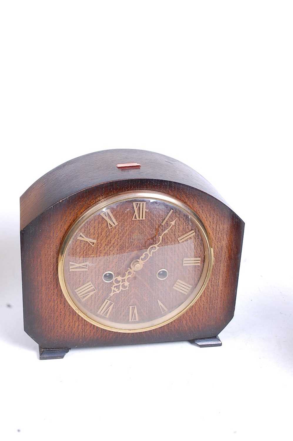 A 1930s oak cased eight-day mantel clock, the chapter ring showing Roman numerals, h.19cm; - Image 2 of 7