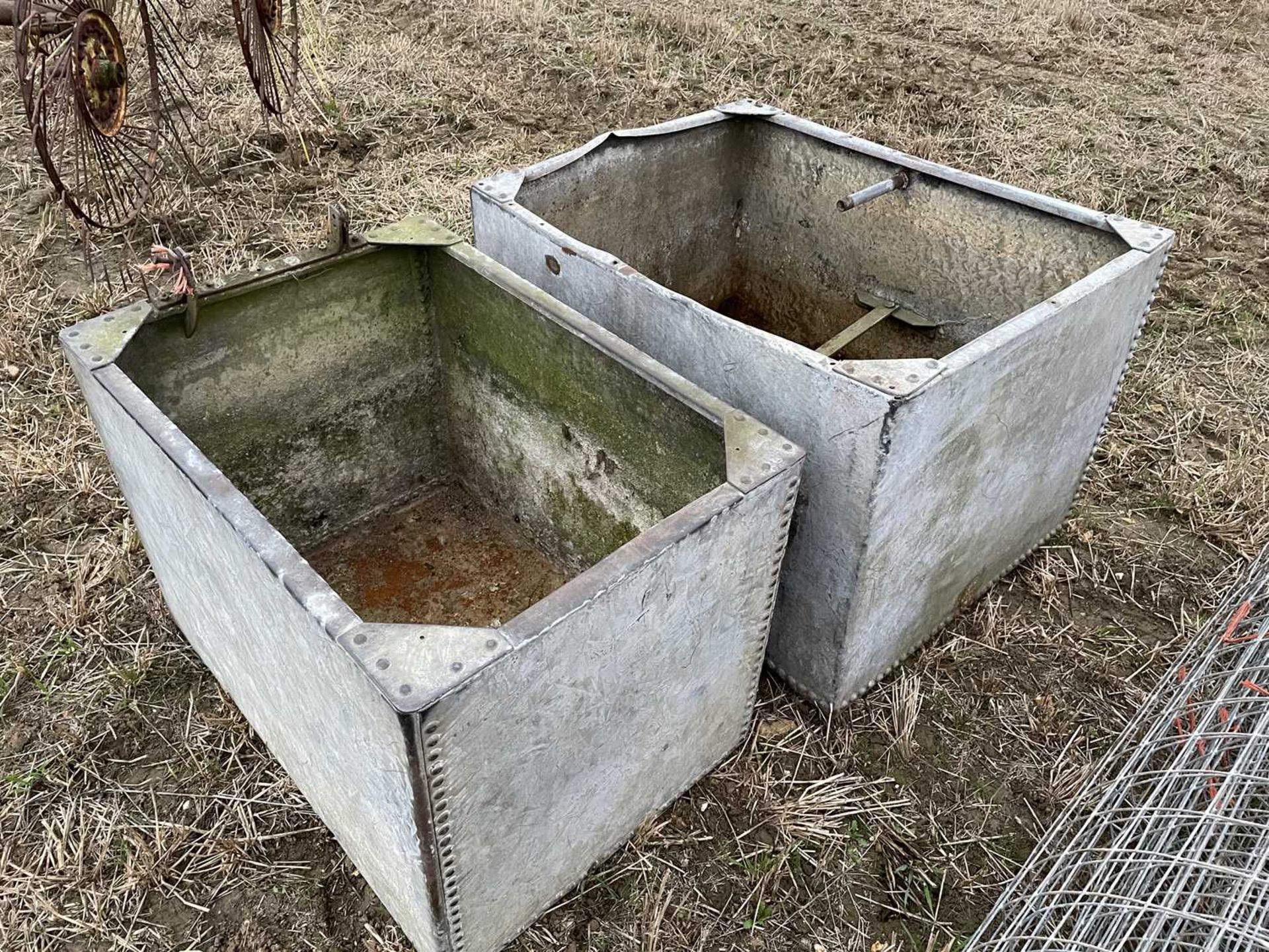 2 x Galvanised Water Butts - Image 2 of 4