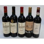 Mixed red wines, to include one bottle Château de Gaudou 2009 Cahors, two bottles La Patrie Cahors