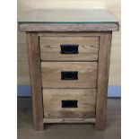 A Fortune Woods "Rustic" chest of drawers, 49 cm x 41 cm x 68 cm