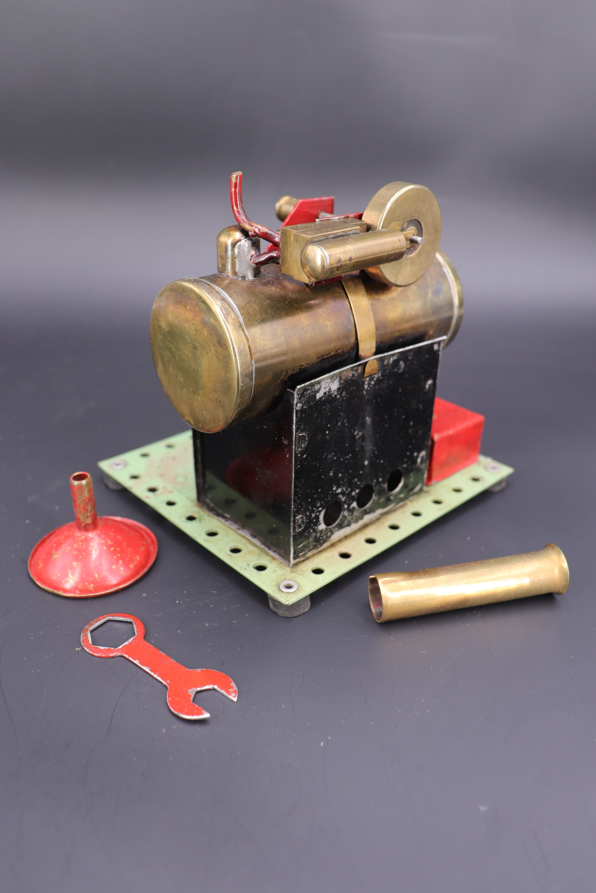 A boxed Bowman model PW202 horizontal live steam engine - Image 2 of 3