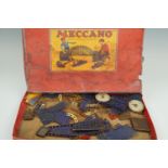A vintage Meccano No 4 set