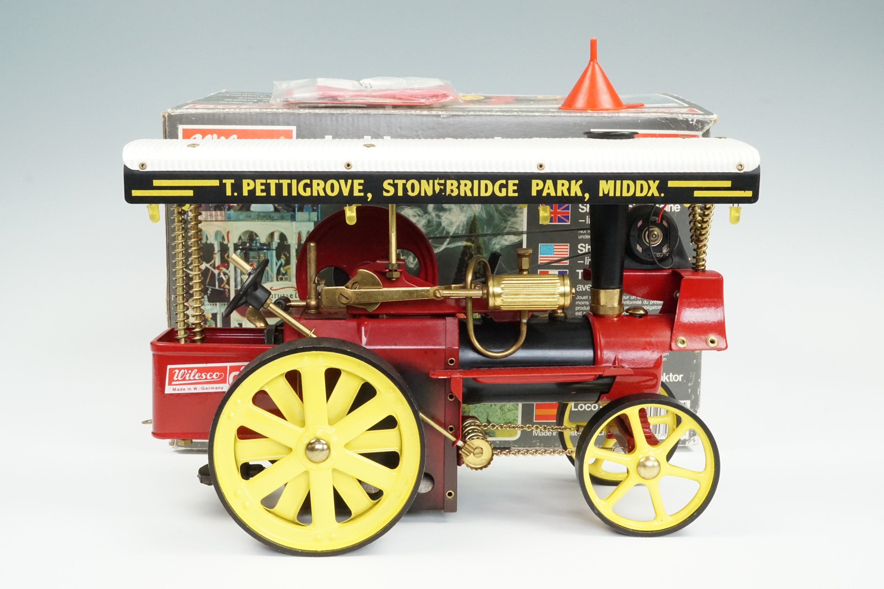 A boxed Wilesco Hobby-Technik D409 Showman's live steam traction engine