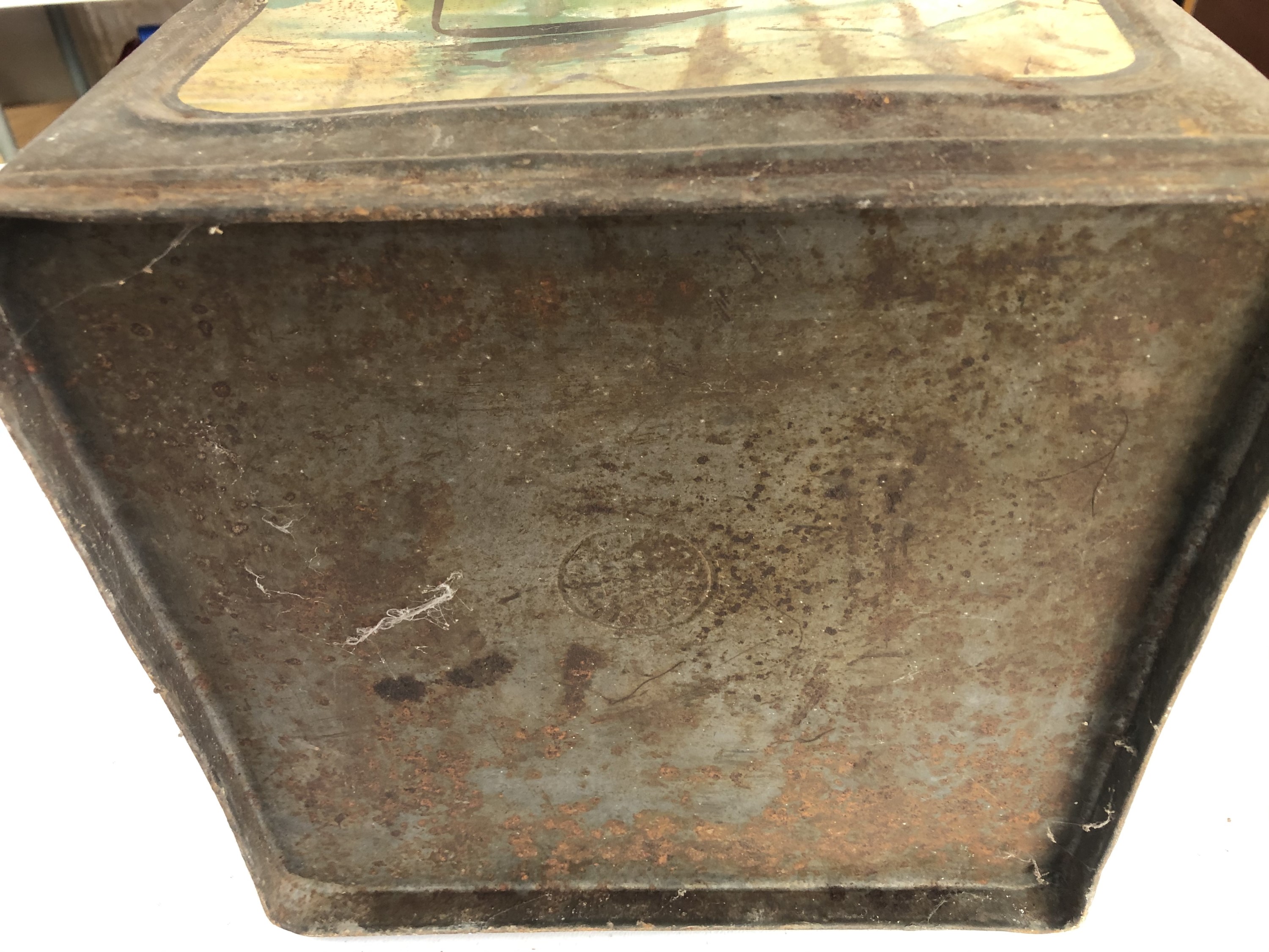A 1930s Gamages 5-gallon fuel oil can, of so-called "pyramid" form, lithographically printed in - Image 6 of 8