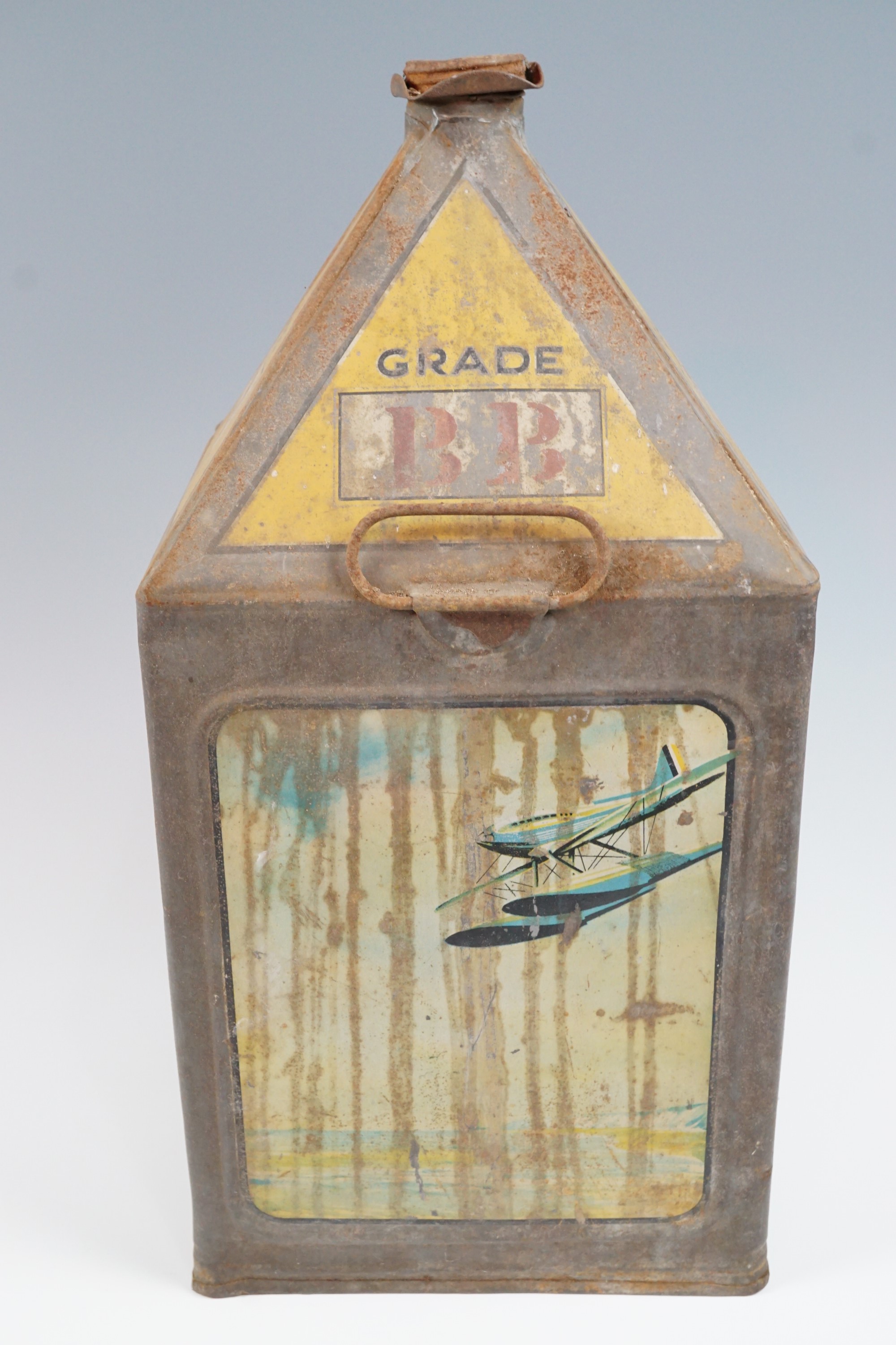A 1930s Gamages 5-gallon fuel oil can, of so-called "pyramid" form, lithographically printed in - Image 4 of 8