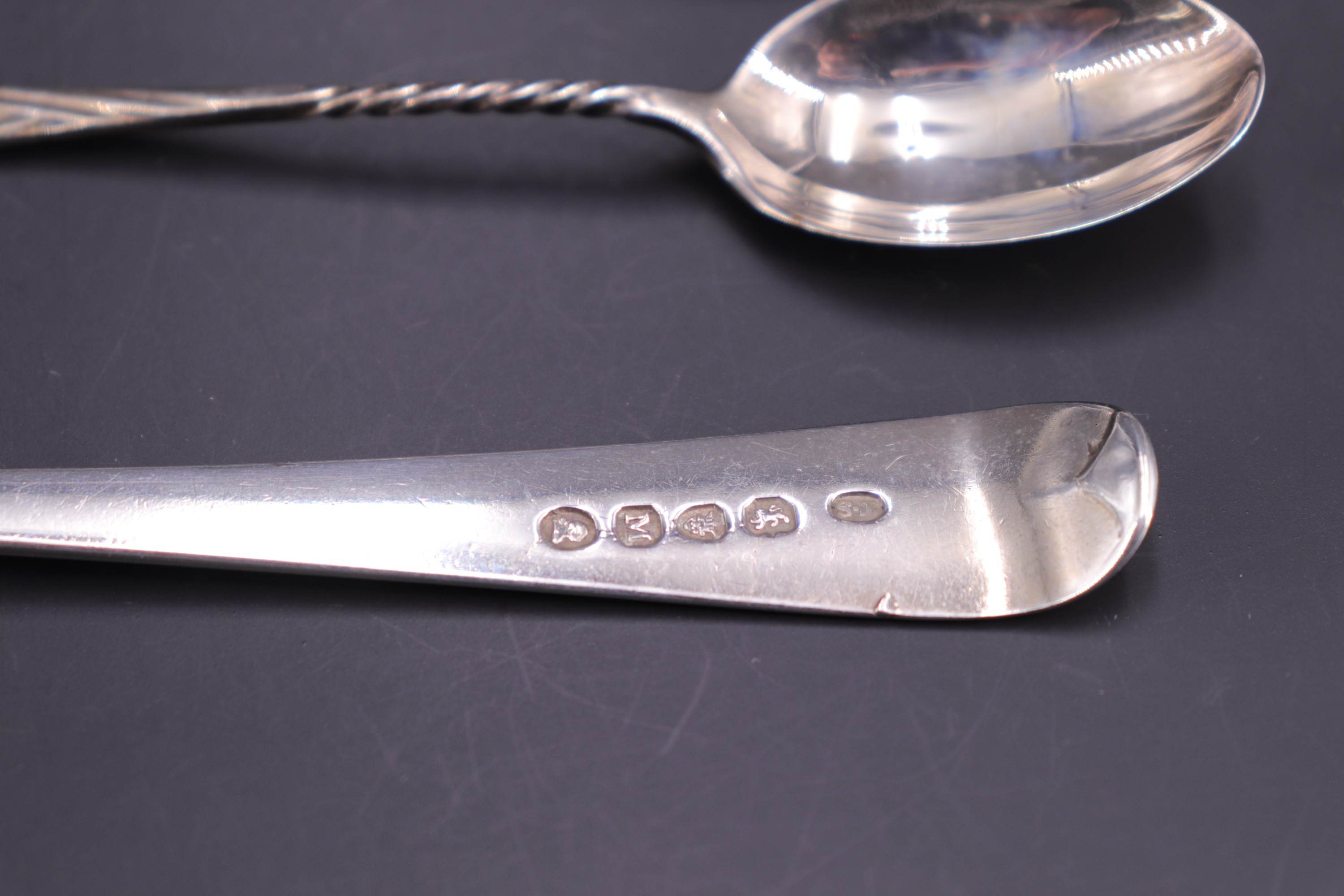 Sundry Georgian and later silver spoons, 192 g - Image 2 of 4