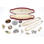 Vintage costume jewellery including a cased set of Lotus faux pearls