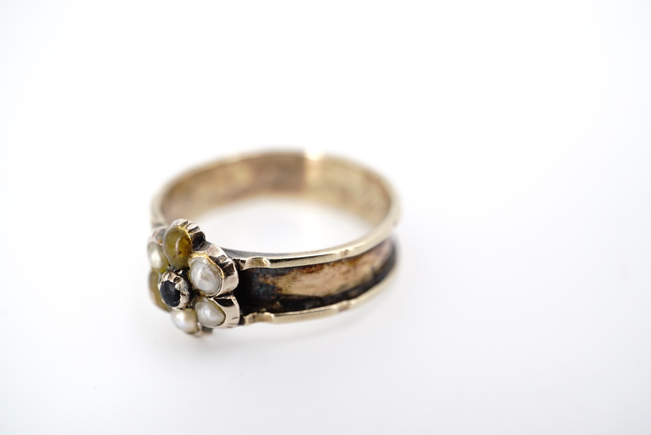 A Victorian yellow metal and seed pearl mourning ring, engraved "In memory of Fanny Openshaw, Obit - Image 2 of 2