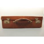 A vintage hide suitcase, 40 × 28 × 13 cm