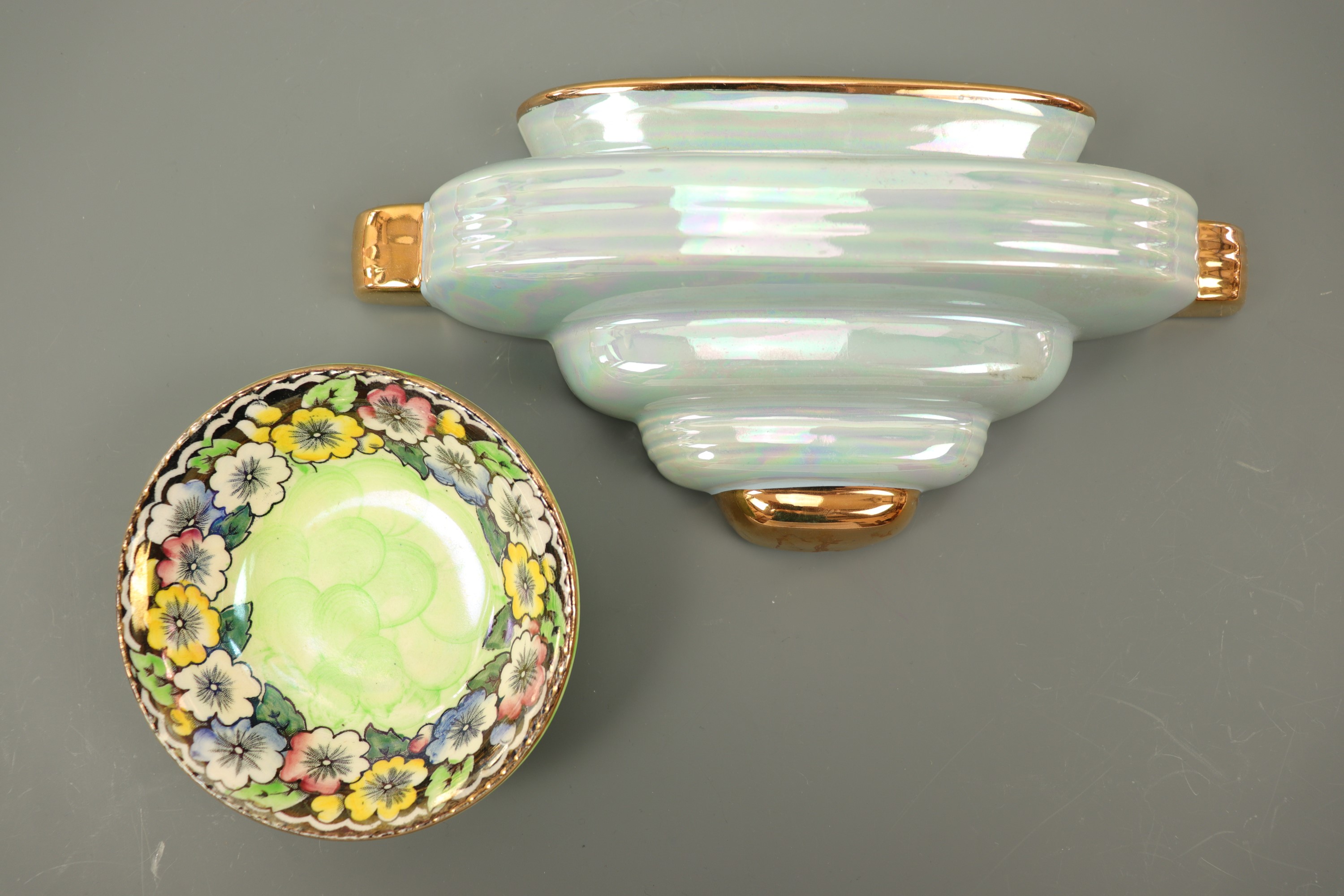 A Sadler art deco wall pocket together with a Maling dish, 10 cm diameter