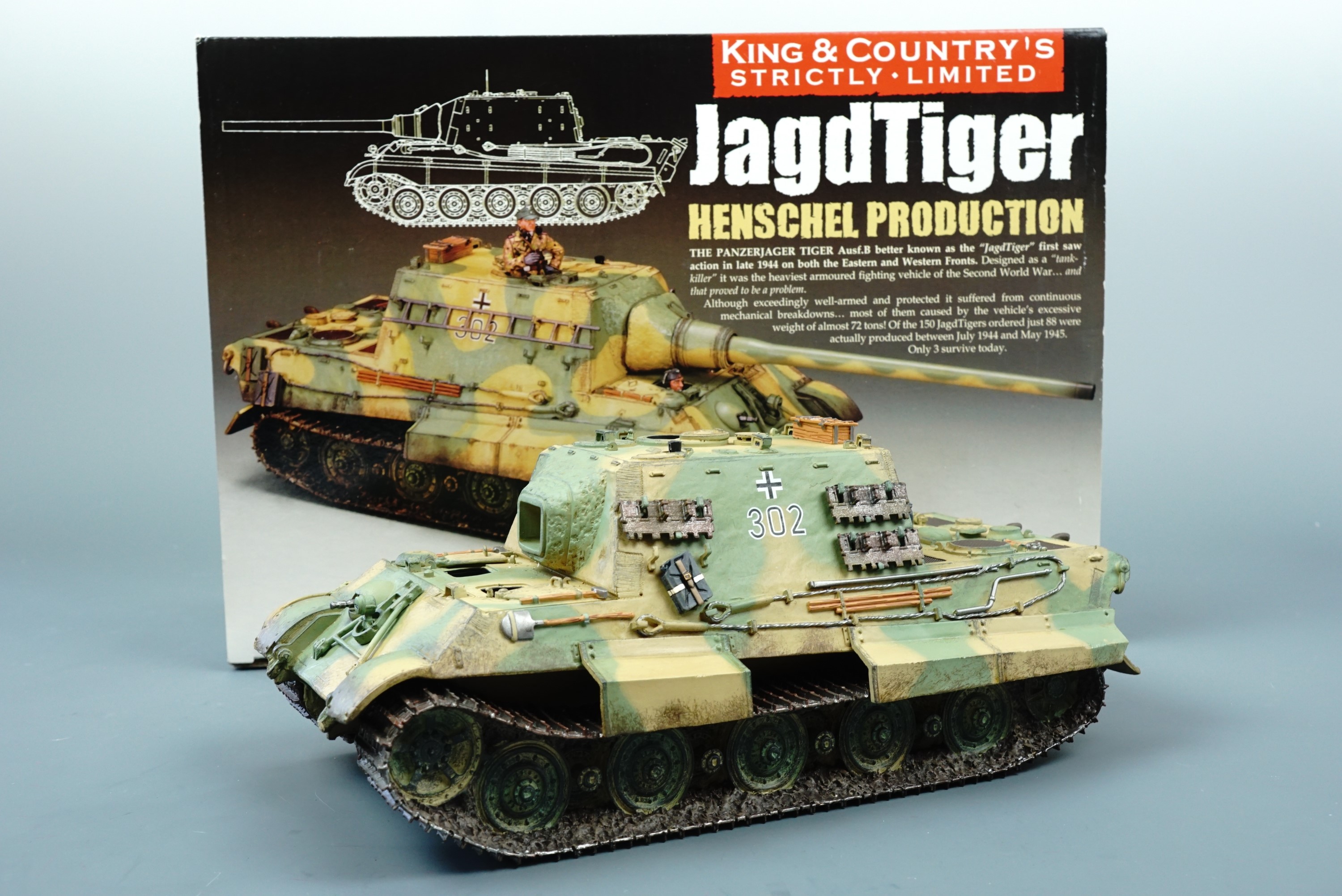 A King & Country scale model Henschel production Jagtiger WSS180SL