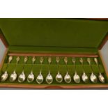 A John Pinches Royal Horticultural Society silver spoon collection, 300 g