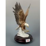 A Keiser limited edition eagle, 304/5000, 28 cm high