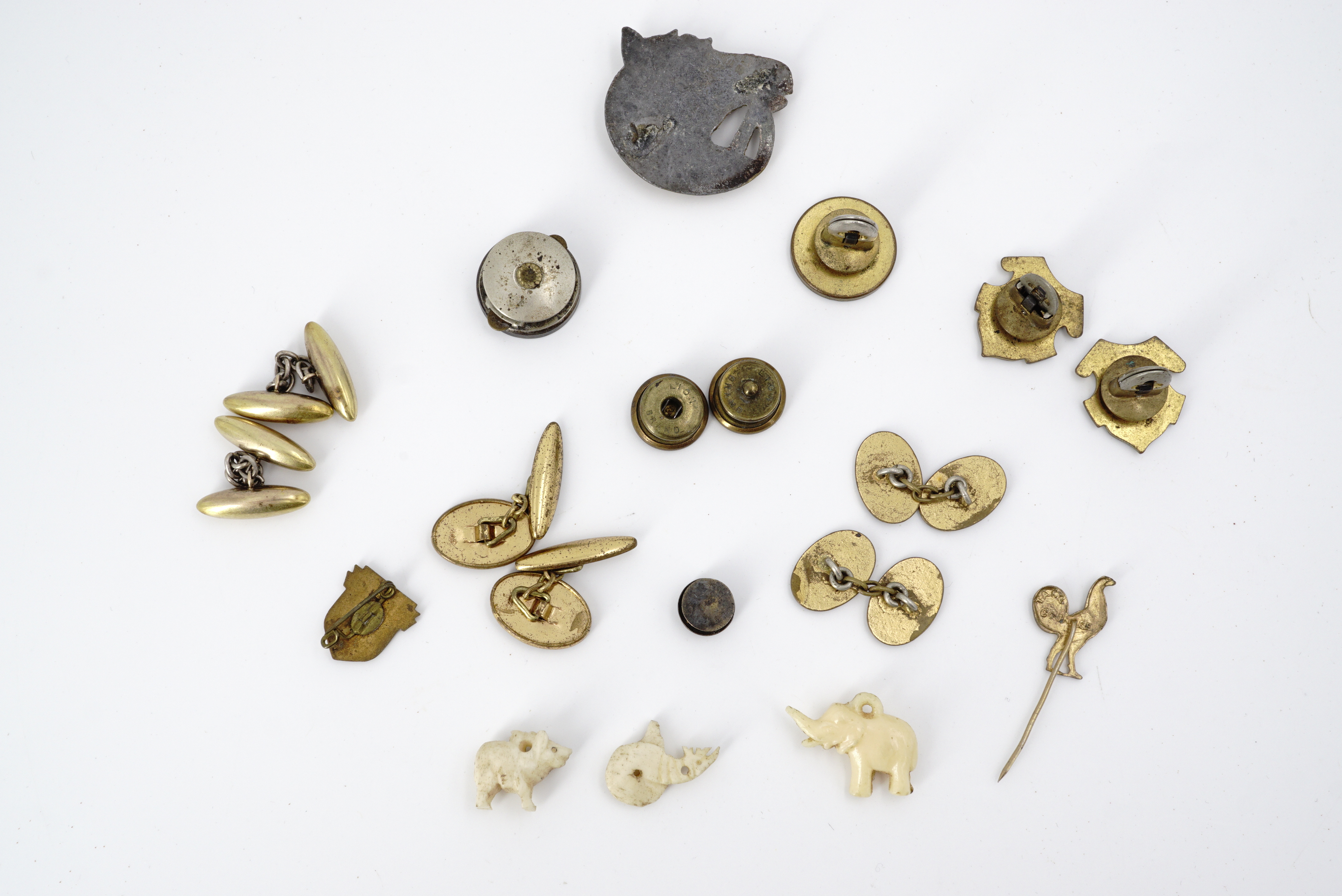 A quantity of antique and vintage cuff links and shirt studs, including basse-taille enamelled - Image 2 of 2