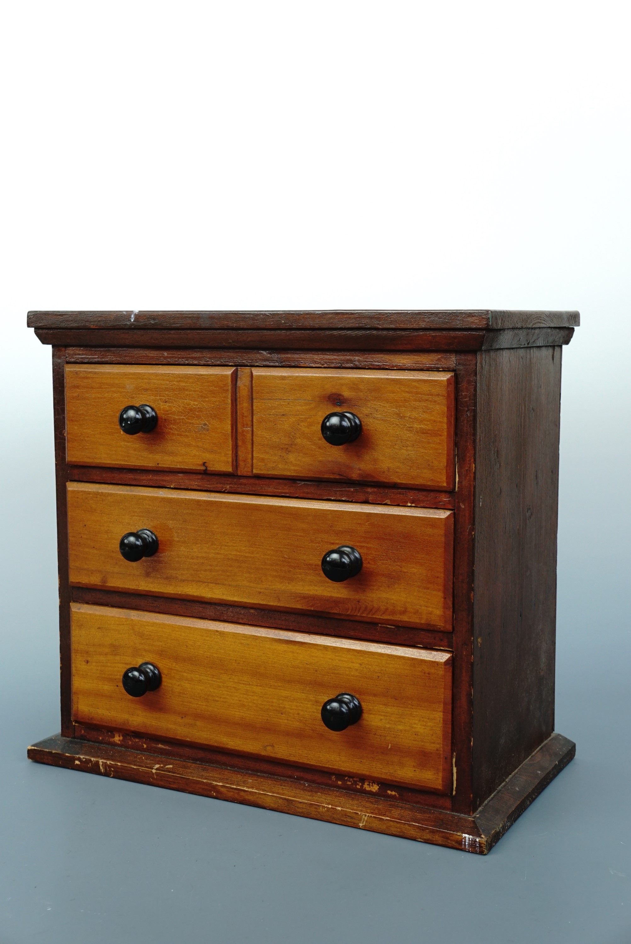 A Victorian miniature pine chest of drawers, 33 cm x 18 cm x 31 cm high - Image 2 of 2