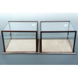 Two contemporary glazed mahogany display cases, 32 cm x 36 cm x 23 cm high