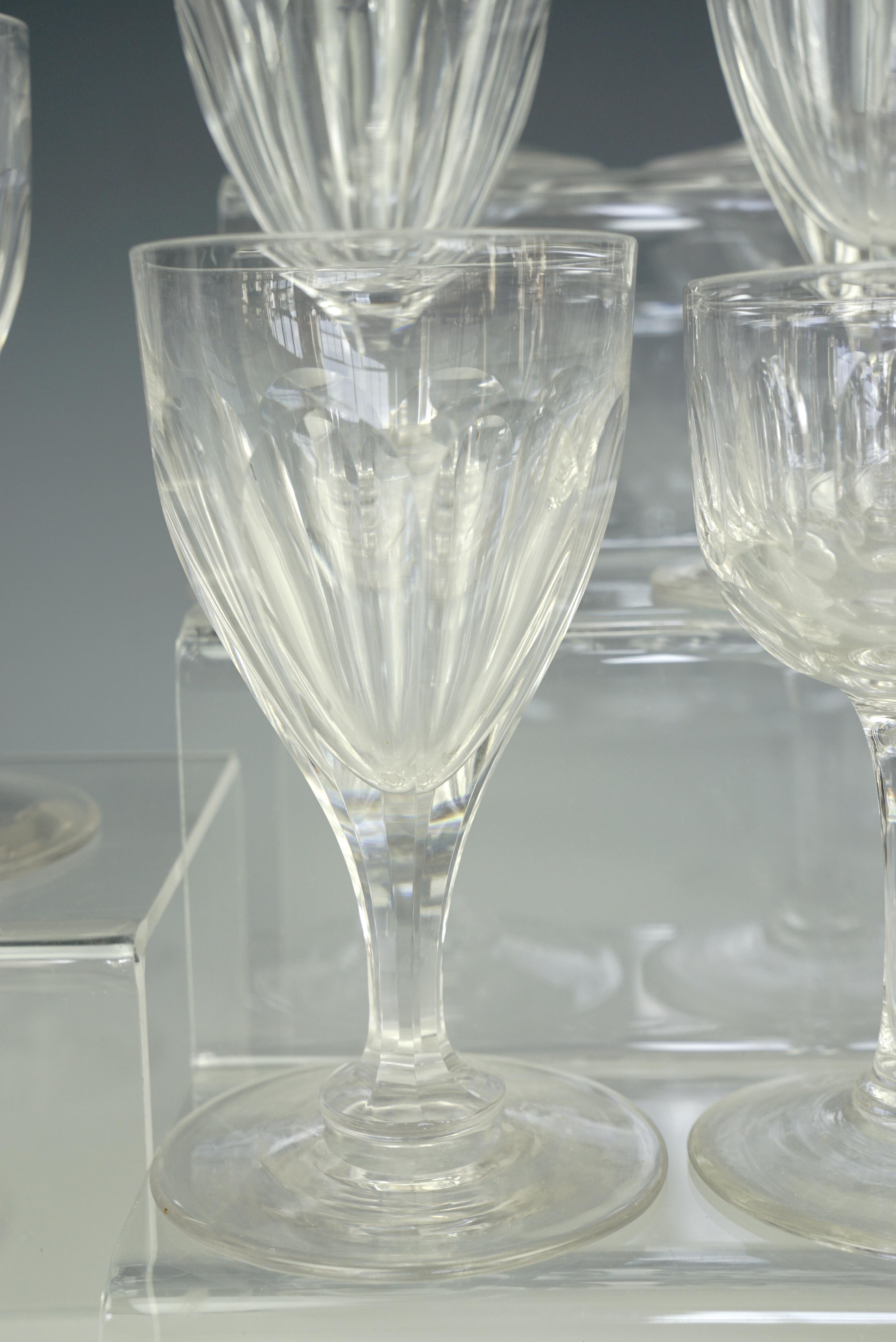 Eleven Victorian facet-cut wine glasses , appr. 11 cm, together with seven others, smaller - Image 3 of 3