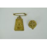 A 1911 Scottish Exhibition Glasgow 15 ct gold medallion by Elkington, 3 cm x 2 cm, 8.4 g, together