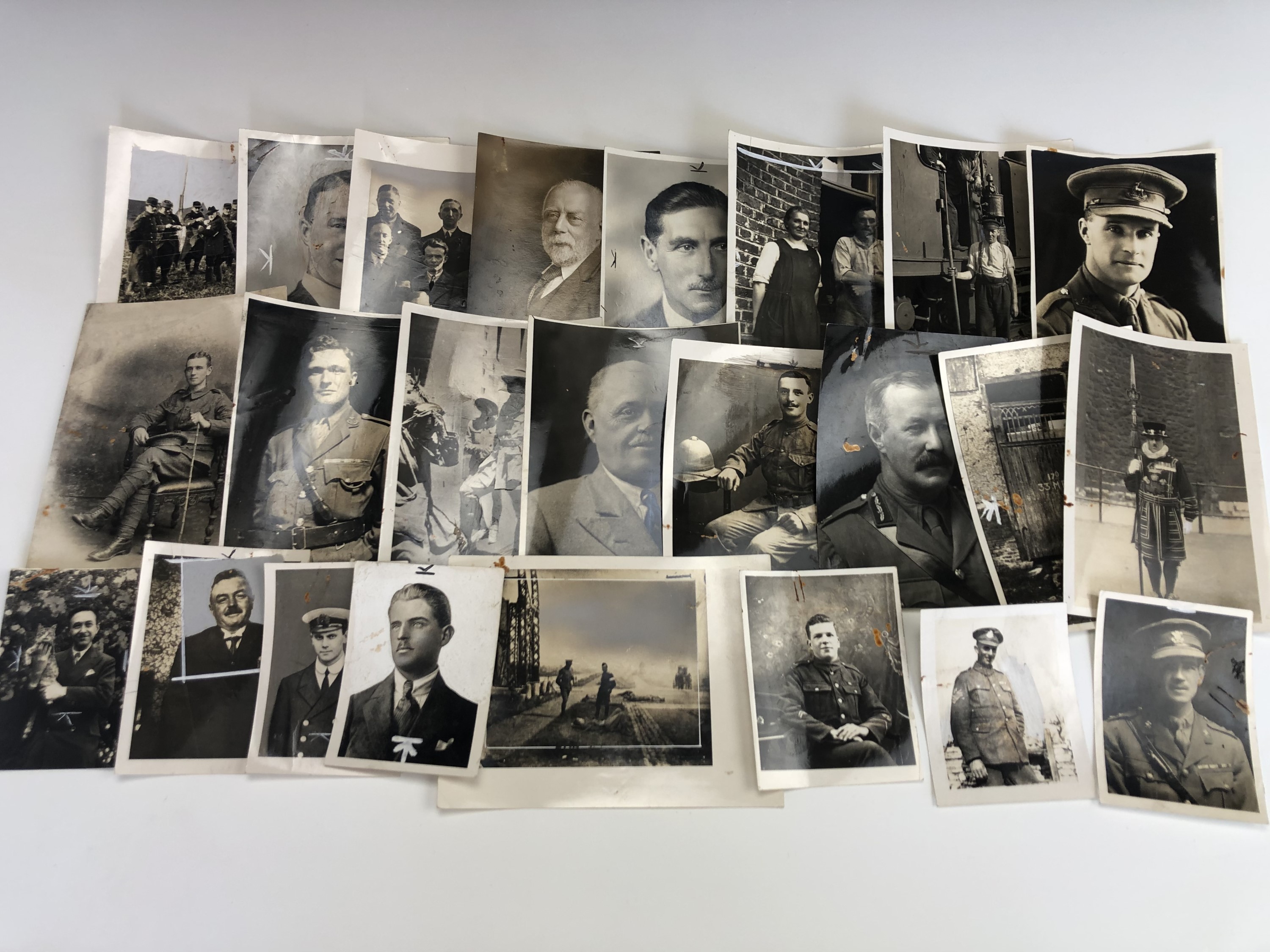 A very large group of period portrait photographs of Great War soldiers and veterans of the War, - Image 2 of 3