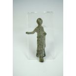 A Roman bronze statue of a female deity, 8 cm